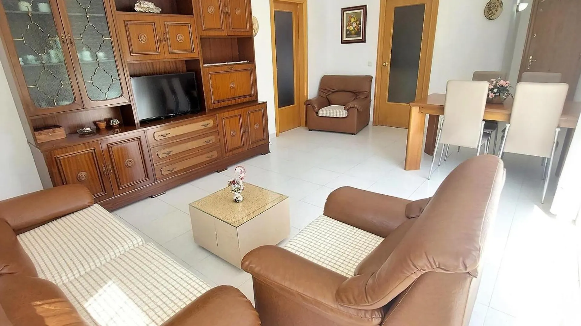 Atico Con Gran Terraza En Grifeu, Cerca De La Playa, Ideal Para Parejas, Llanca - Es-170-90 0*,  Spanien